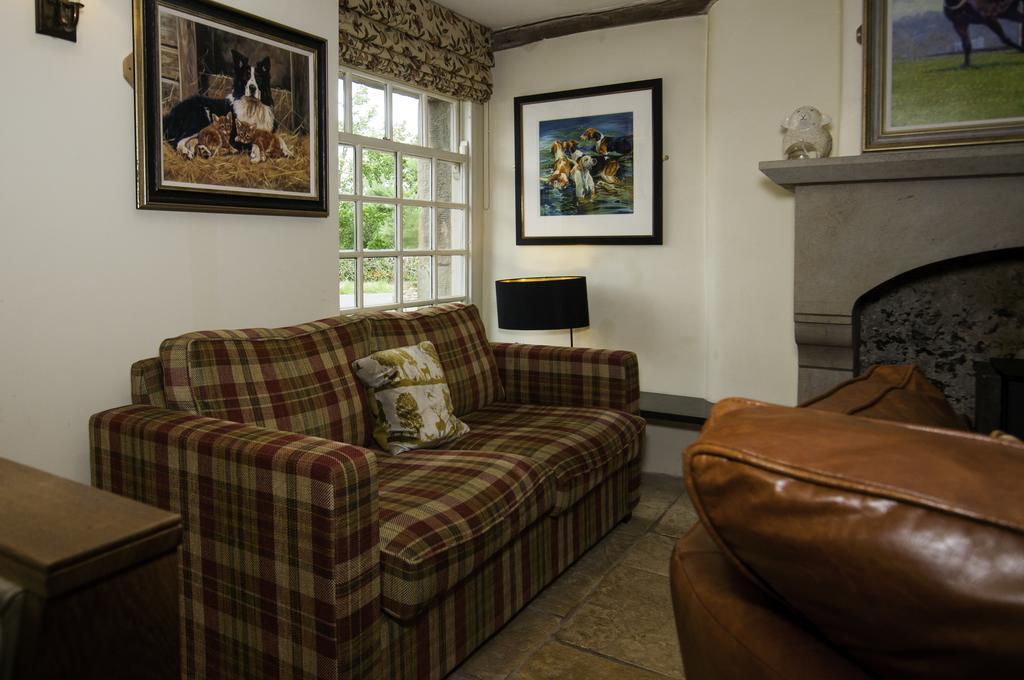 The Fleece Inn Shireshead Extérieur photo
