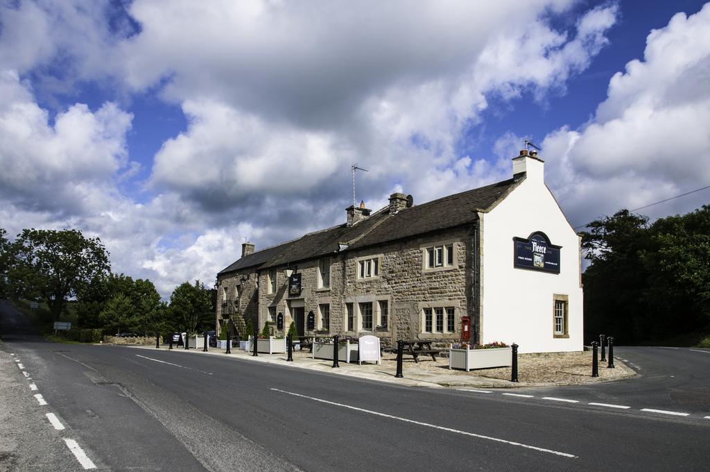 The Fleece Inn Shireshead Extérieur photo